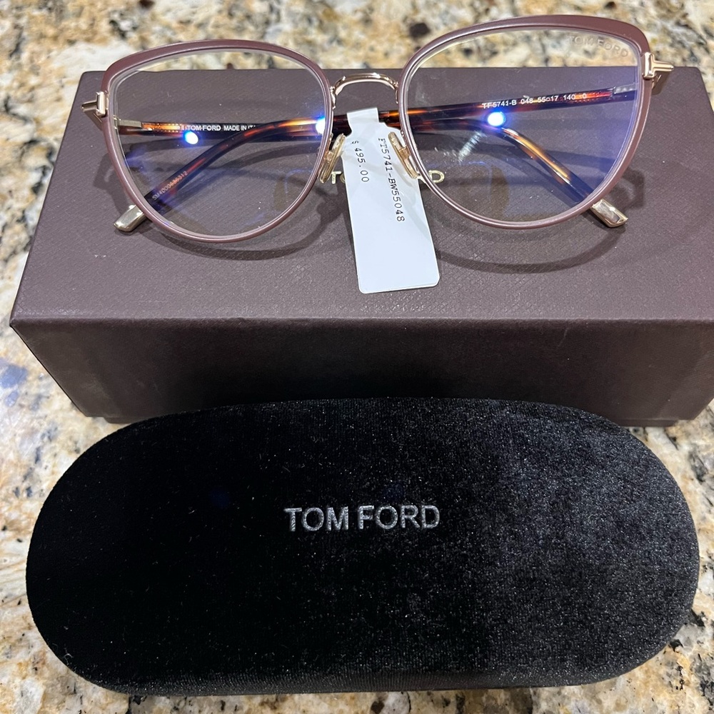 Ladies New Eyewear